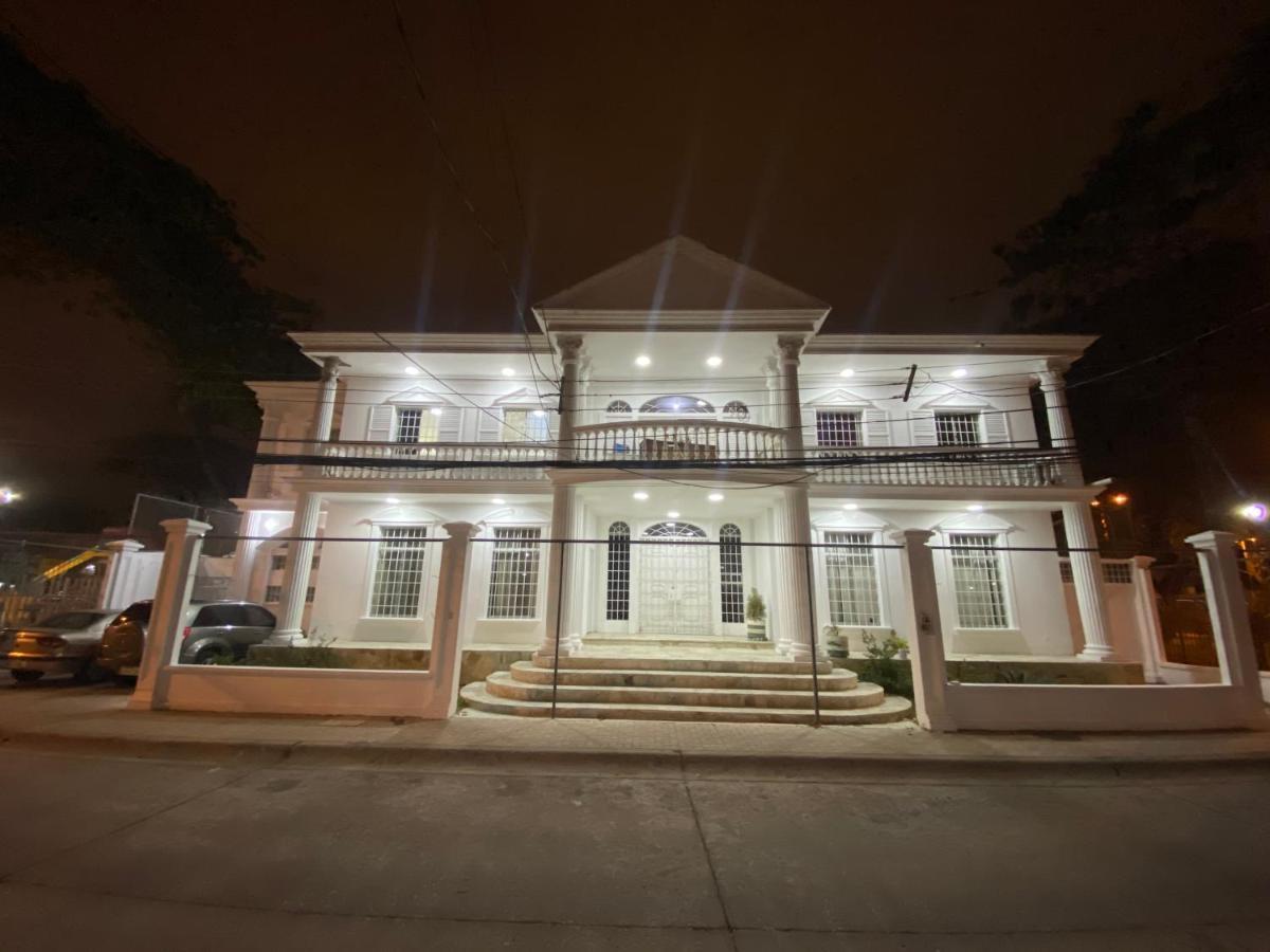 White House Daire Guayaquil Dış mekan fotoğraf